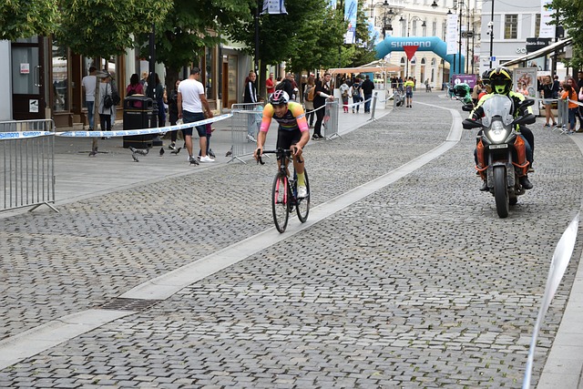 目上的世界 目上的世界